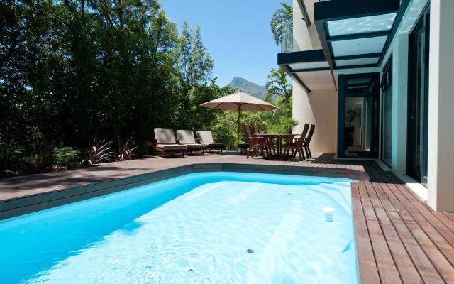 129 on Kloof Nek Apartments