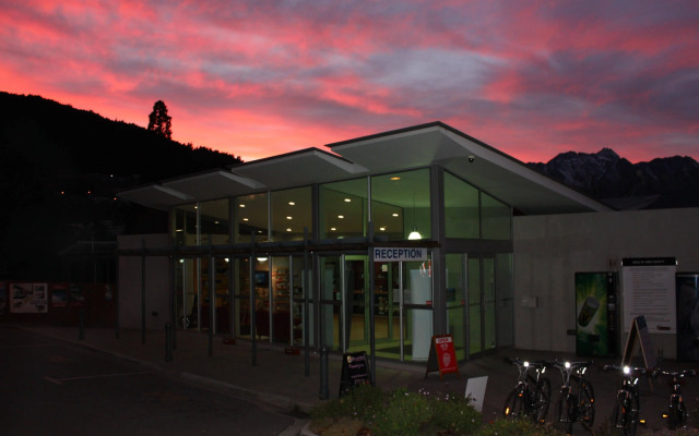 Hampshire Holiday Parks - Queenstown Lakeview