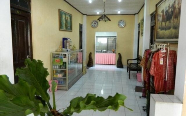 Hotel Atina