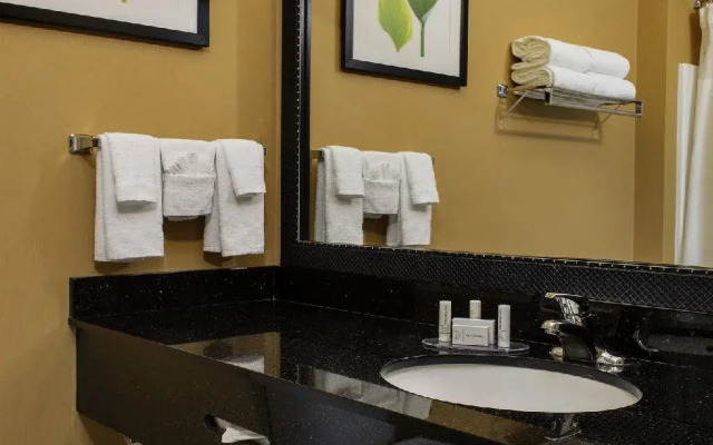 Fairfield Inn & Suites Santa Rosa Sebastopol