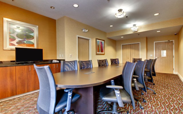 Holiday Inn Express Hotel & Suites Jacksonville South I-295, an IHG Hotel