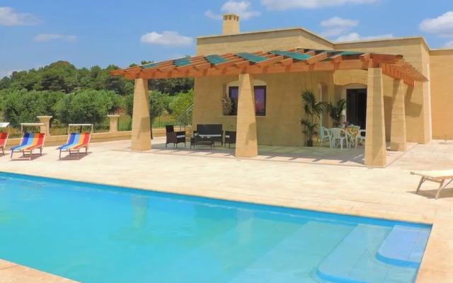 Sal011 in Salve With 2 Bedrooms and 1 Bathrooms