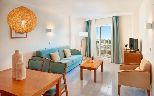 Hipotels Coma Gran Aparthotel