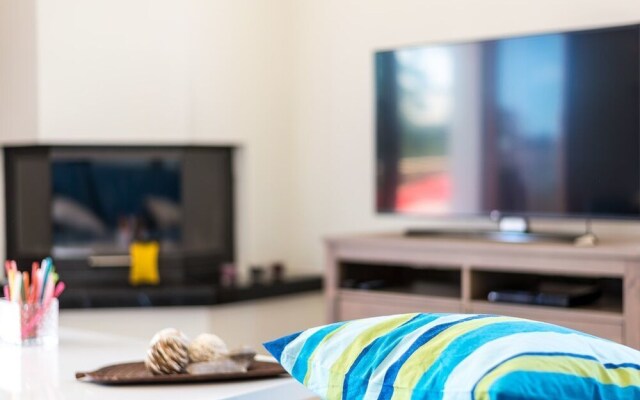 Leo - Unique Sea View Apartment