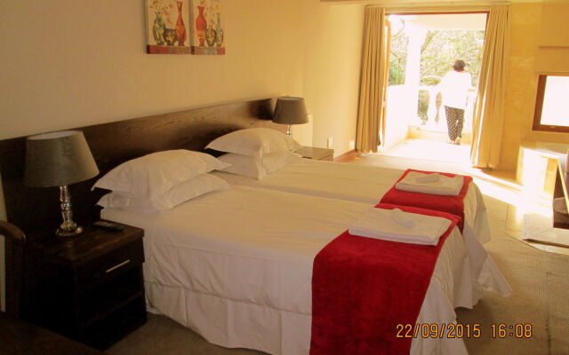 OR Tambo Guest House