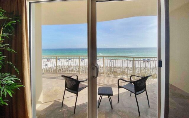 Dunes of Crystal Beach by Destin Getaways