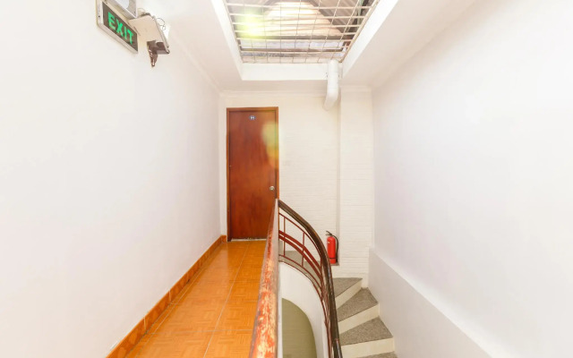 OYO 604 Queen Hotel