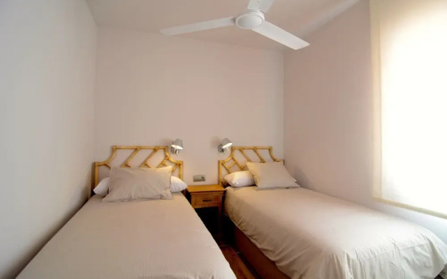 Apartamentos Golf Mar