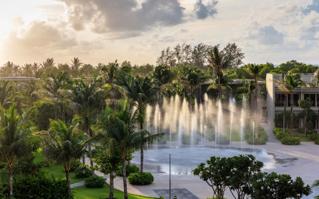 Pullman Phu Quoc Beach Resort