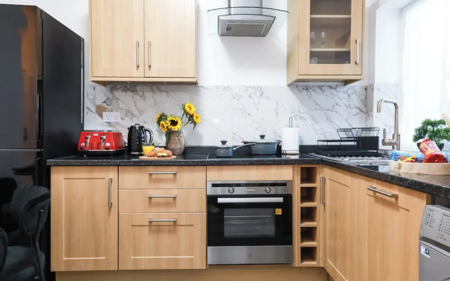 Victoria Road Apartment in Stoke