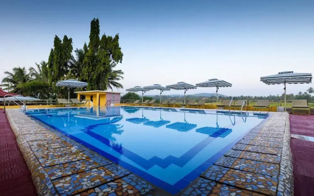 OYO 10956 Oliva Resorts