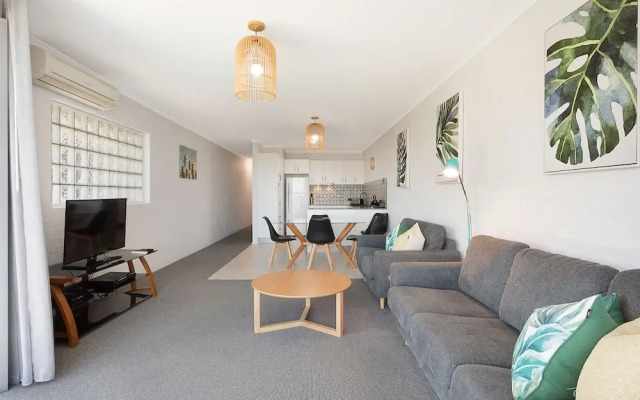 The Palms Apartments