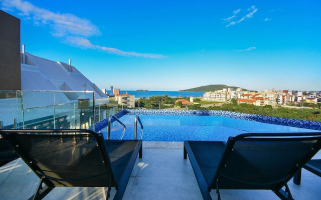 Gaivotas Golden - a 200 metros da praia