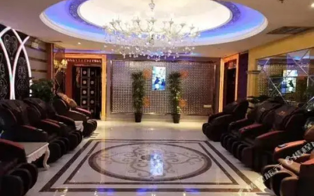 Cyber Holiday Hotel