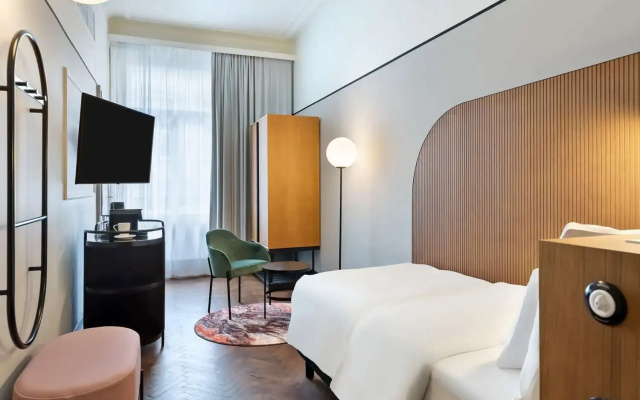 Hotel Astoria Vienna, Curio Collection by Hilton