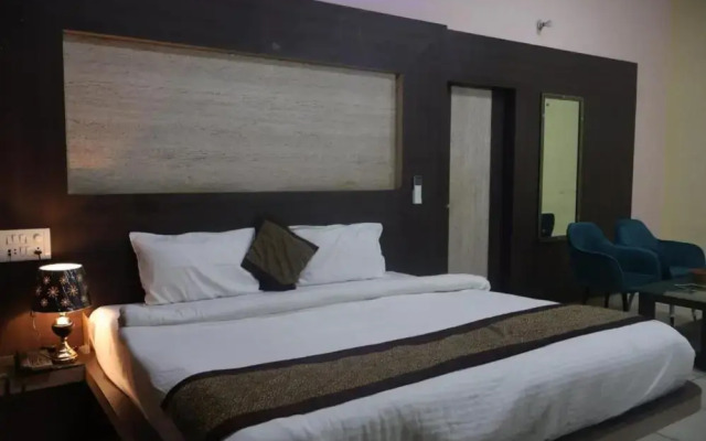Vishwakarma Hotel and Restaurant