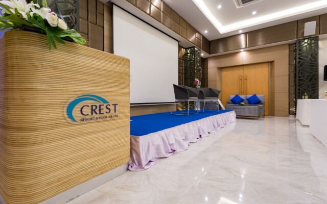 Crest Resort & Pool Villas