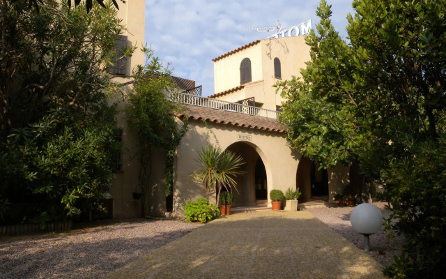 Le Vieux Moulin