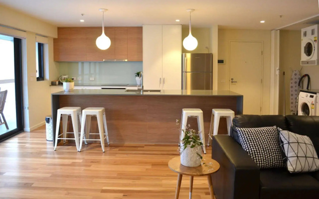 Kangaroo Bay Apartments