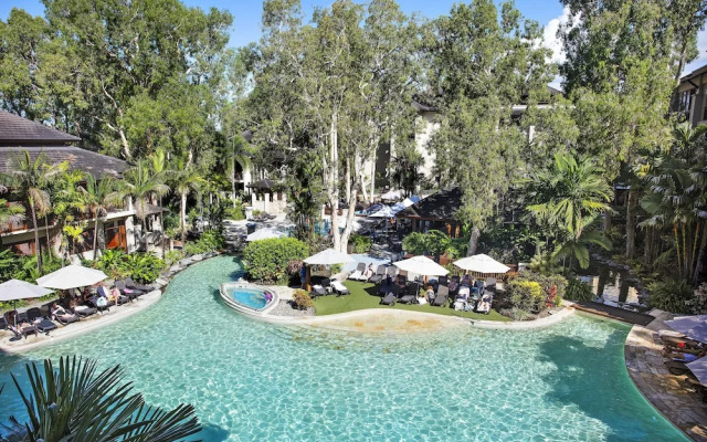 Temple 221 2BR Resort Spa Apartment