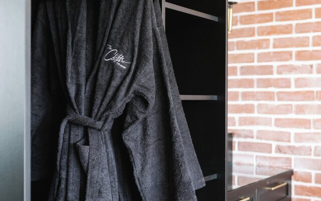 The Cliffe at the Quay