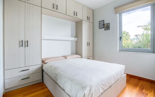 Athena's South Apartment