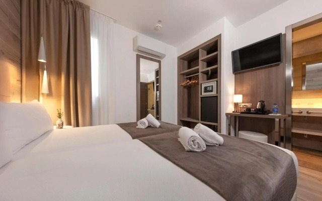 Hotel Oasis