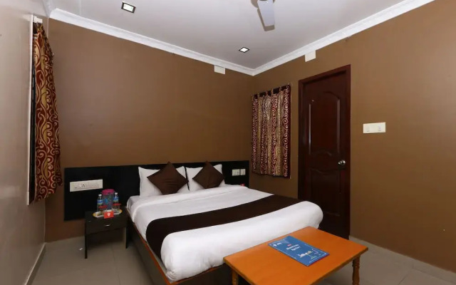OYO 7466 Le Beach