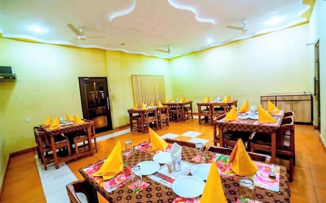 Hotel Empire Gandhidham