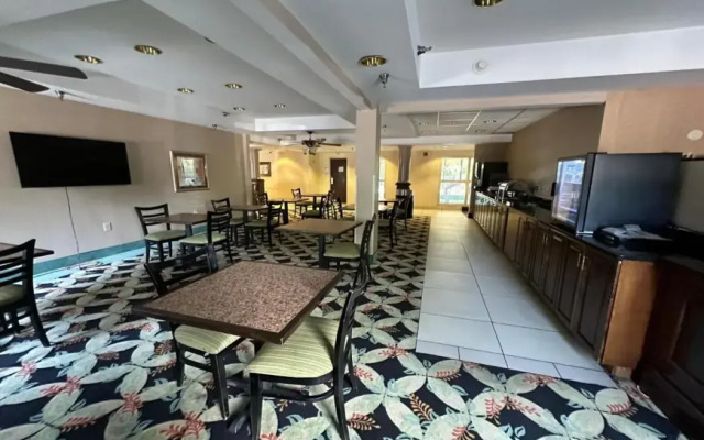 Country Inn & Suites by Radisson, Murrells Inlet, SC