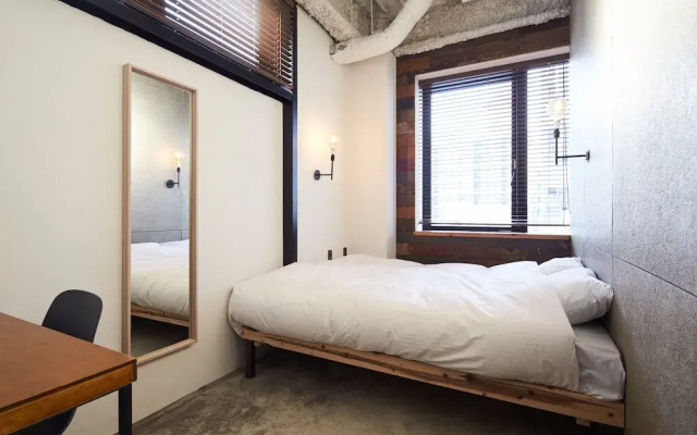 mizuka Imaizumi 5 - unmanned hotel