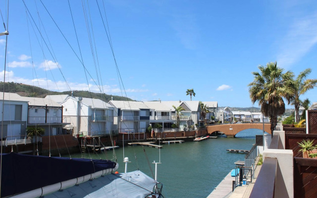 Waterfront- 11 South Quay