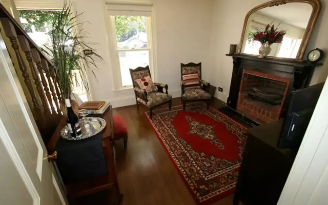 Annies Garden Cottage