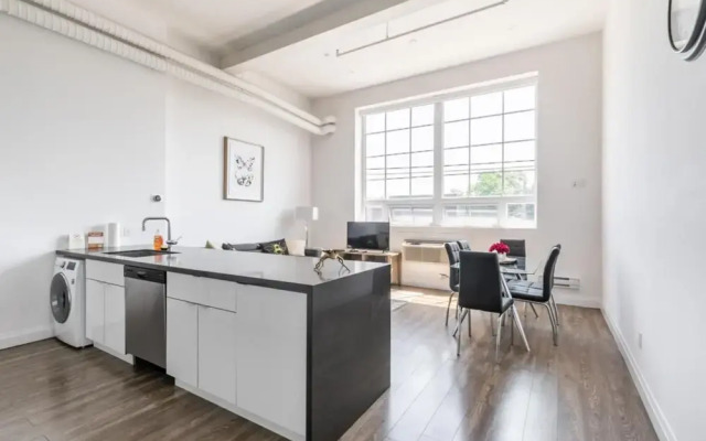 Bee s Loft Free Parking Gym