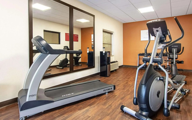 Comfort Suites Knoxville Airport