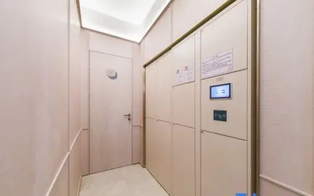 HanTing Hotel (Shanghai Meilanhu Subway Station)