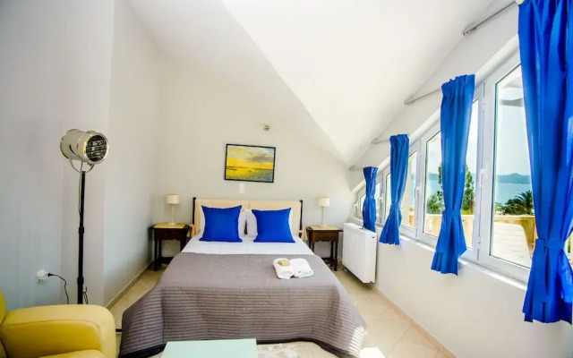 Xenia Ionis Luxury Concept Apartments