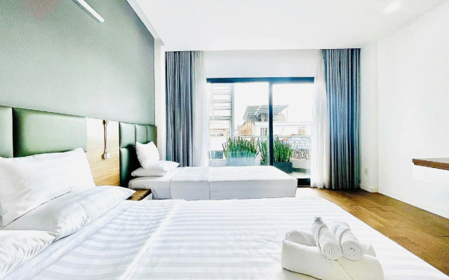Royal Dragon Boutique Hotel