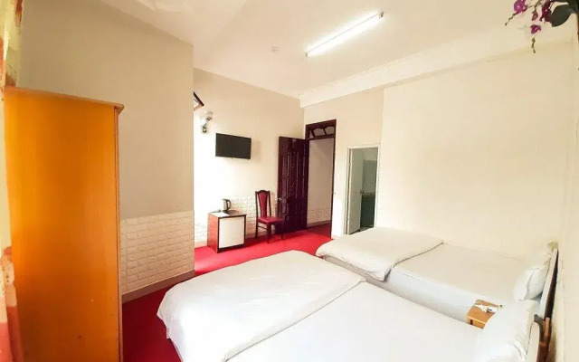Rain Star Hotel