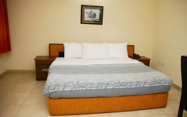 Lucky Sunshine Hotel