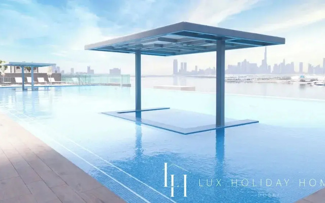 LUX  The Dubai Creek View Suite