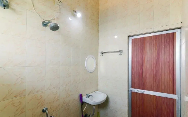Home Green View 2BHK By OYO Rooms