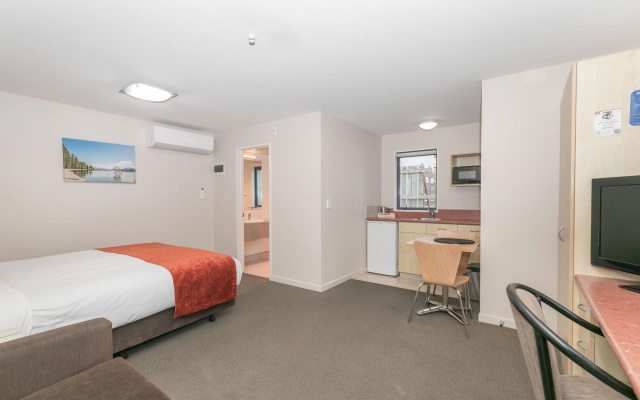 Bella Vista Motel Wanaka – Guest Rooms – Wanaka