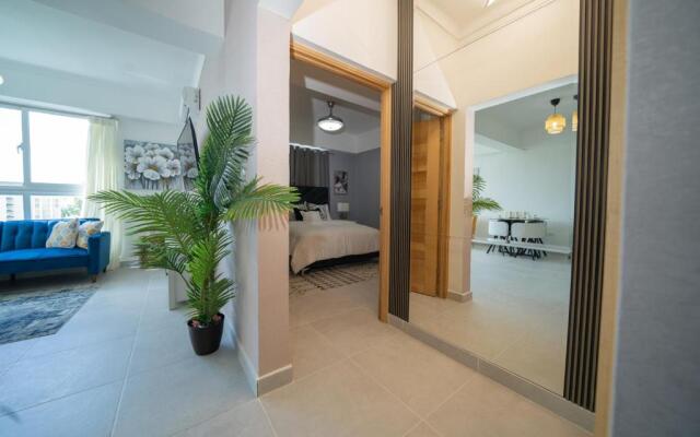 Sdq, Gym, Pool, 1br 2B, Downtown F7
