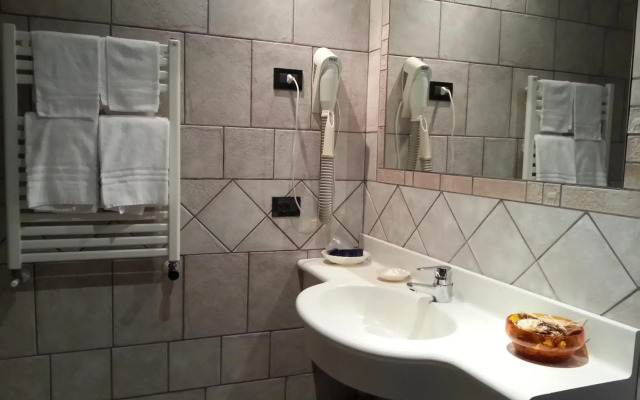 Yachting Hotel Mistral
