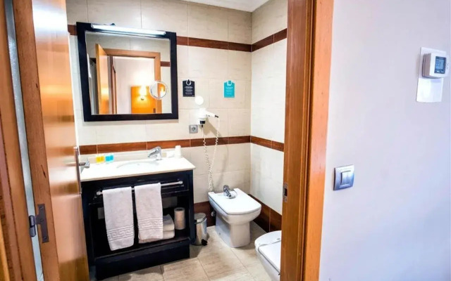 Hotel Alda Bonaval