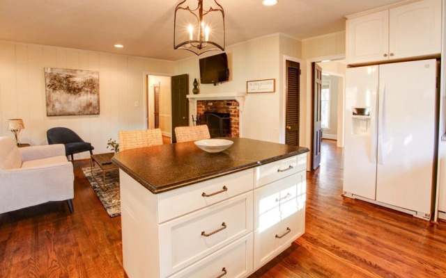 3 Bedroom, Woodlark Lane