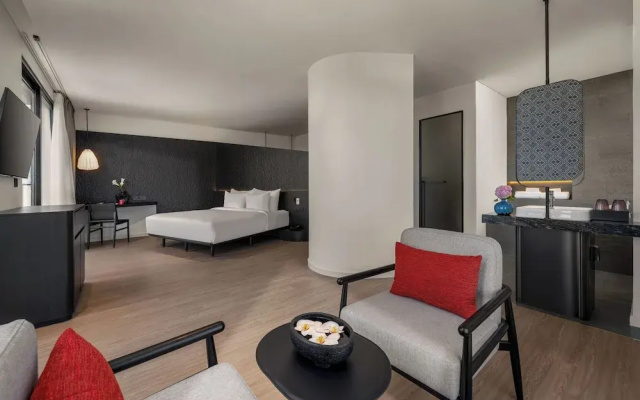 Caro Premium Danang Hotel