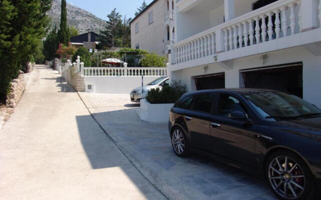 Apartments Jukic