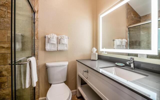 Waterside Suites & Marina